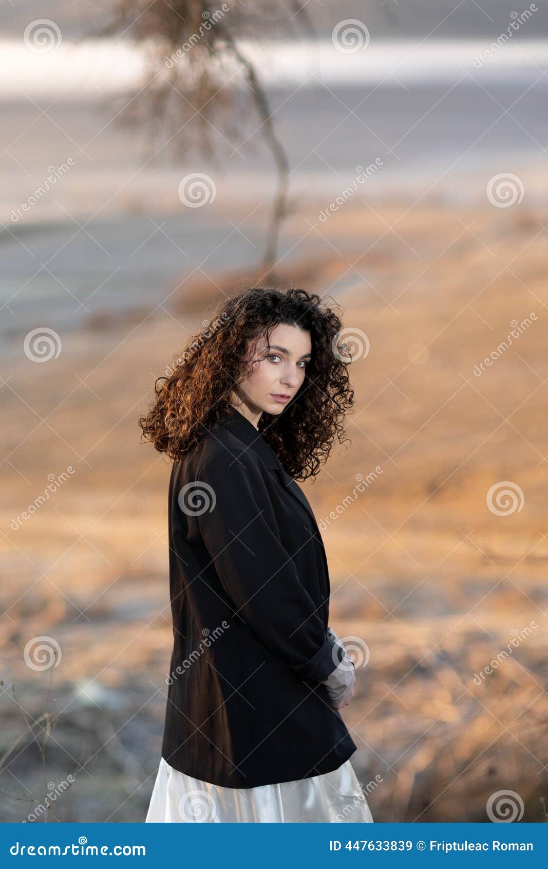 Retrato de mujer Diosa Latina